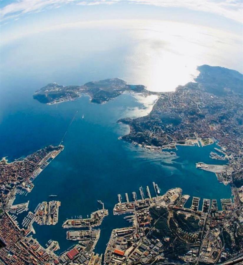 فندق L'Eautel Toulon Centre Port المظهر الخارجي الصورة